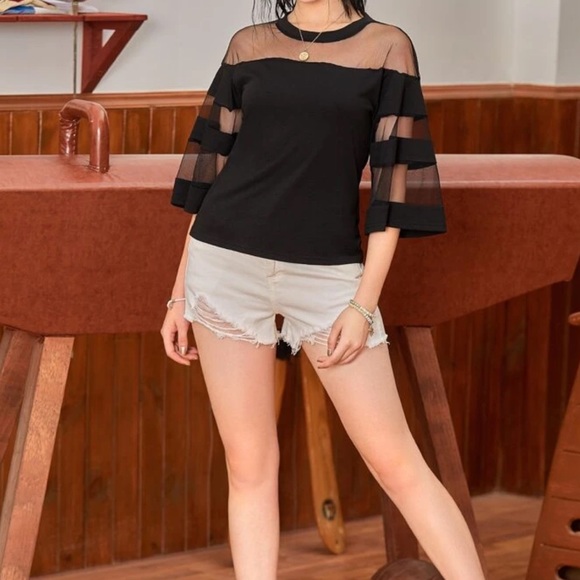 COPY - Beautiful woman top - Picture 4 of 7